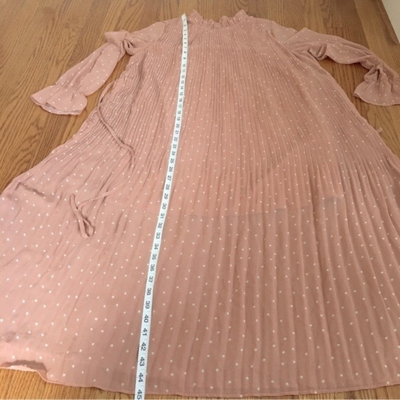 ILLA ILLA Hope’s Blush Polka Dot Long Sleeves Pleated Relaxed Fit Midi Dress - Picture 16 of 16